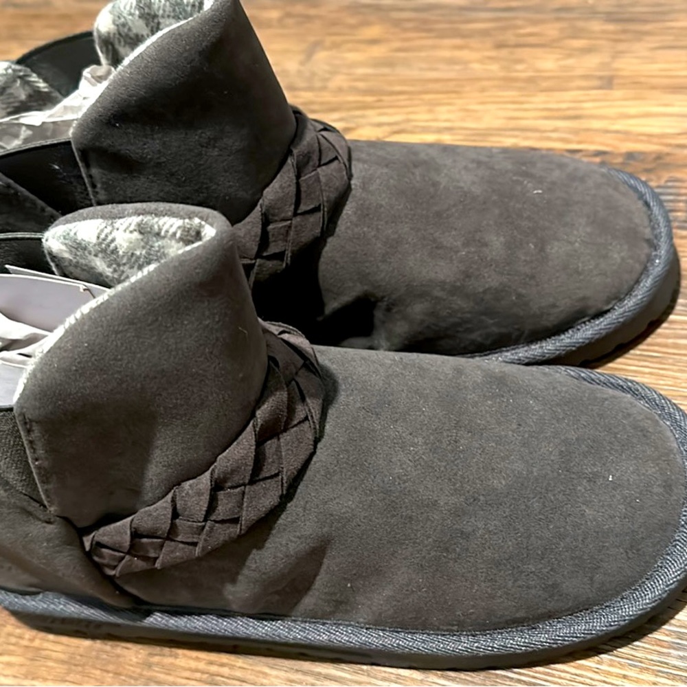 NWT MUK LUKS BOOTS